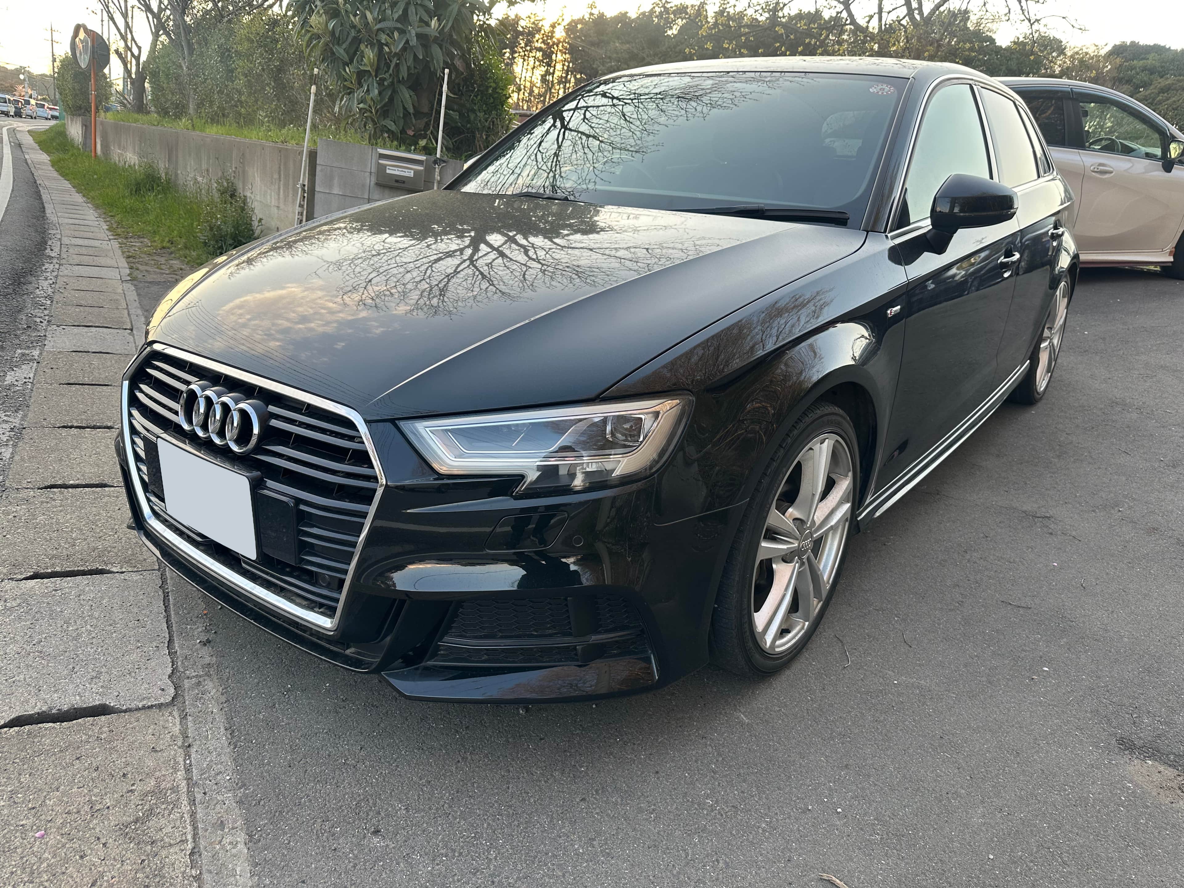 アウディ A3 スポーツバック 1.4 TFSI スポーツ Sライン (2018年式 / 5.38万km)の買取・輸出に関するお客様の声の実績写真